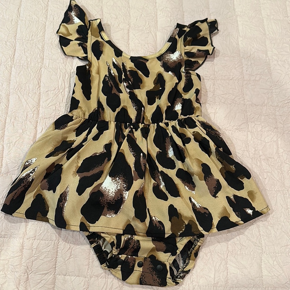 Bubble dress (NWOT)